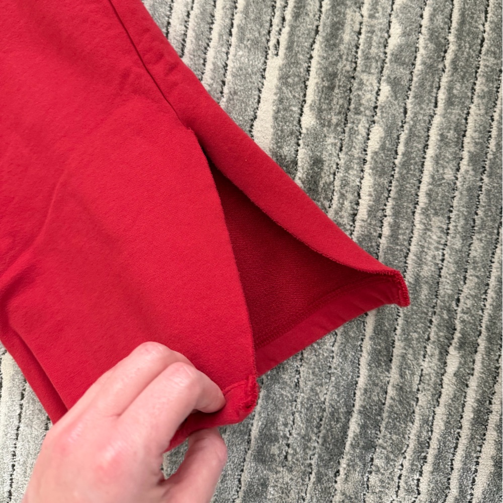 Daily drills wide leg red sweats with slit - Picture 2 of 3